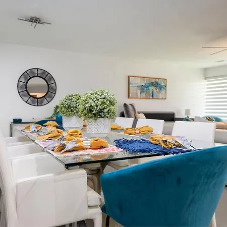 Villa Uf Sunshine House - Patio & Bbq - Chef Kitchen - Ev Car Station - Upscale Neighborhood! à Gainesville Extérieur photo