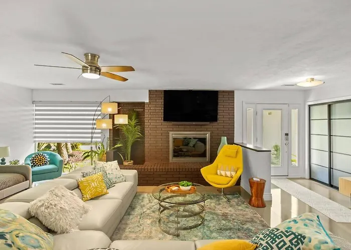 Uf Sunshine House - Patio & Bbq - Chef Kitchen - Ev Car Station - Upscale Neighborhood!